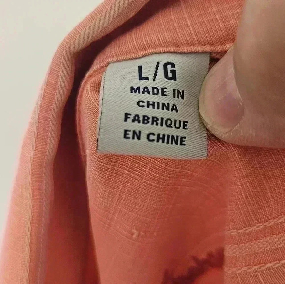 Tommy Bahamas 💯 Silk Button Down Shirt Size large EUC - Picture 9 of 9